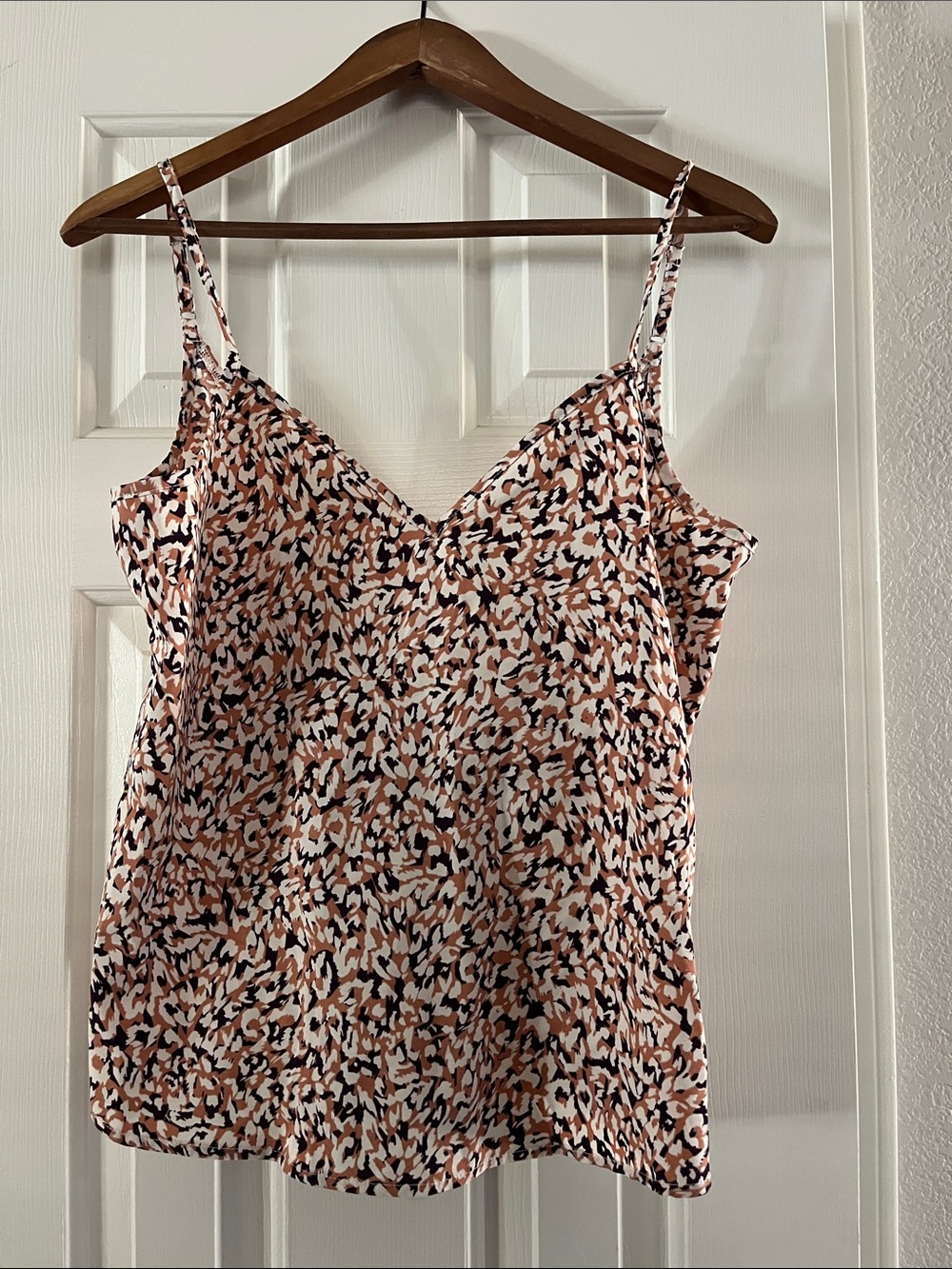 SHEIN Peach Black White Printed Spaghetti Strap Cami